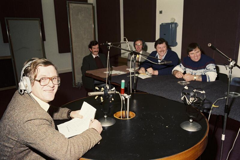 Seosamh Ó Cuaig in the Raidió na Gaeltachta studio (1984)