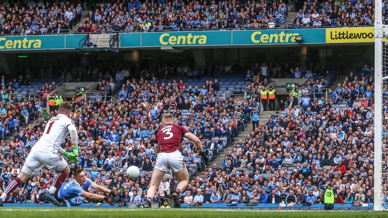 Con O’Callaghan scores Dublin’s opening goal in the  All-Ireland SFC semi-final against Galway  at Croke Park. Photograph: James Crombie/Inpho