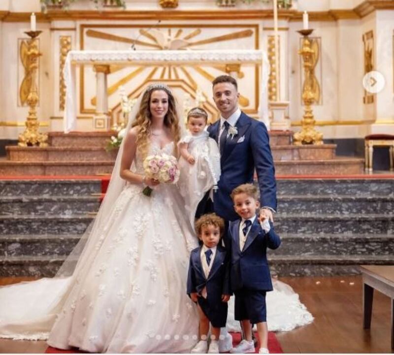 Diego Jota with his wife and three children at their wedding less than two weeks ago. Photograph: Instagram