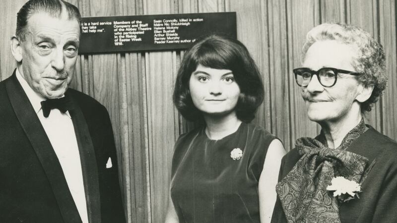 Gipsy, right, with Sean Lemass at the Abbey’s unveiling in 1966 of  the theatre’s tribute to its members who had taken part in the Easter Rising,  which, ironically, ovderlooked her role