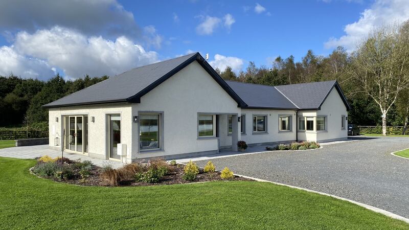 Country: Coole, Ballina, Birdhill, Co Tipperary