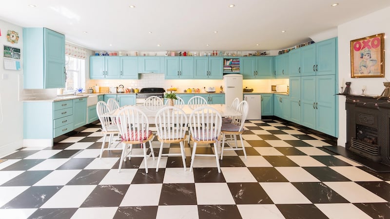 64 Carysfort Avenue, Blackrock