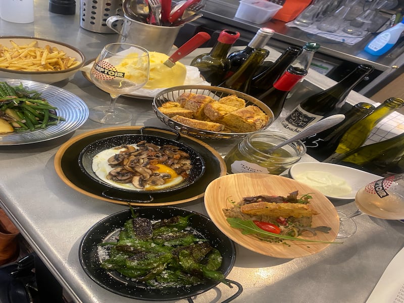 Avant Comptoir de la Terre is focused on meat dishes