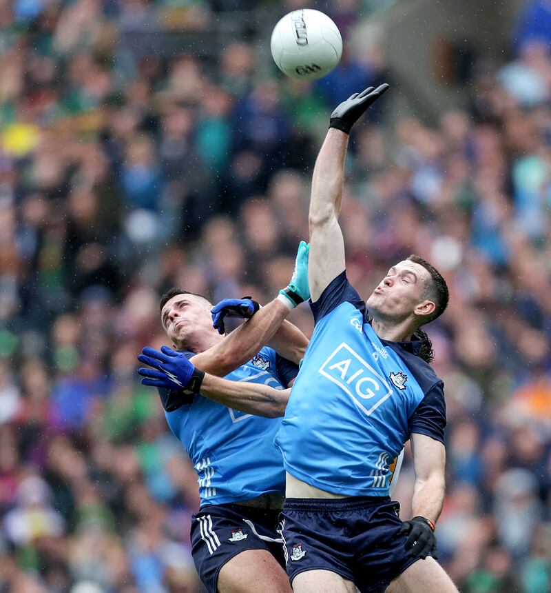 GAA All-Ireland Senior Football Championship Final, Croke Park, Dublin 30/7/2023
Dublin vs Kerry
Dublin's Brian Howard and Brian Fenton with Paudie Clifford of Kerry
Mandatory Credit ©INPHO/Laszlo Geczo