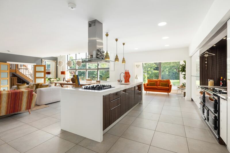 Kitchen/dining/family room