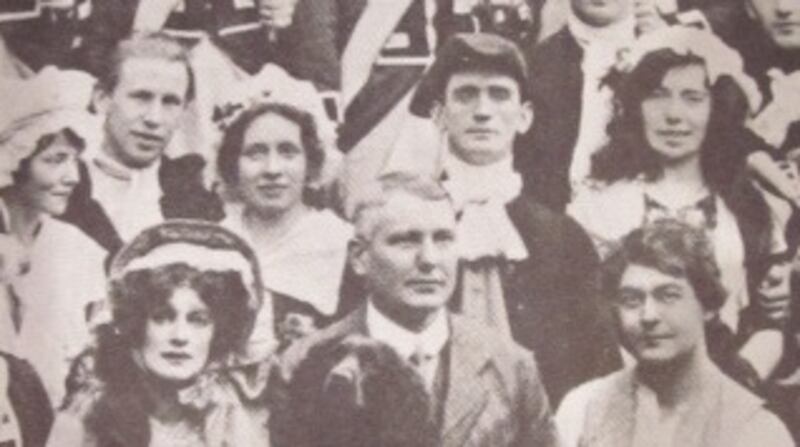 Helena Molony (white cap, on right of Sidney Gifford above Constance Markievcz) in the cast of George Bernard Shaw’s The Devil’s Disciple, 1913