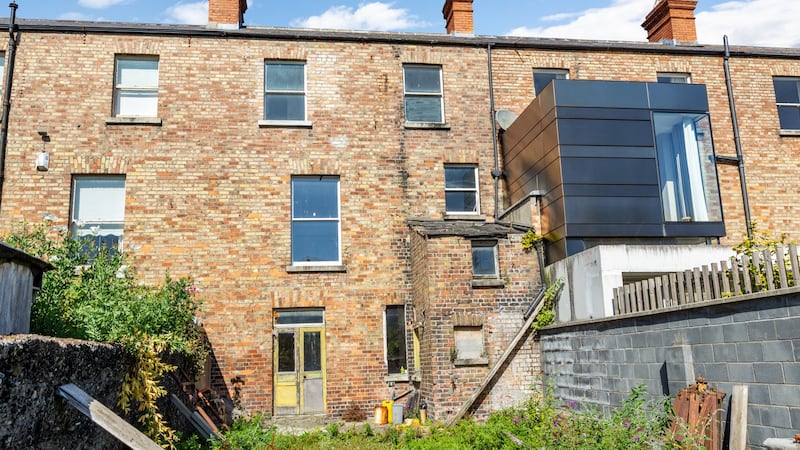 Rear, 52 Dartmouth Square, Dublin 6