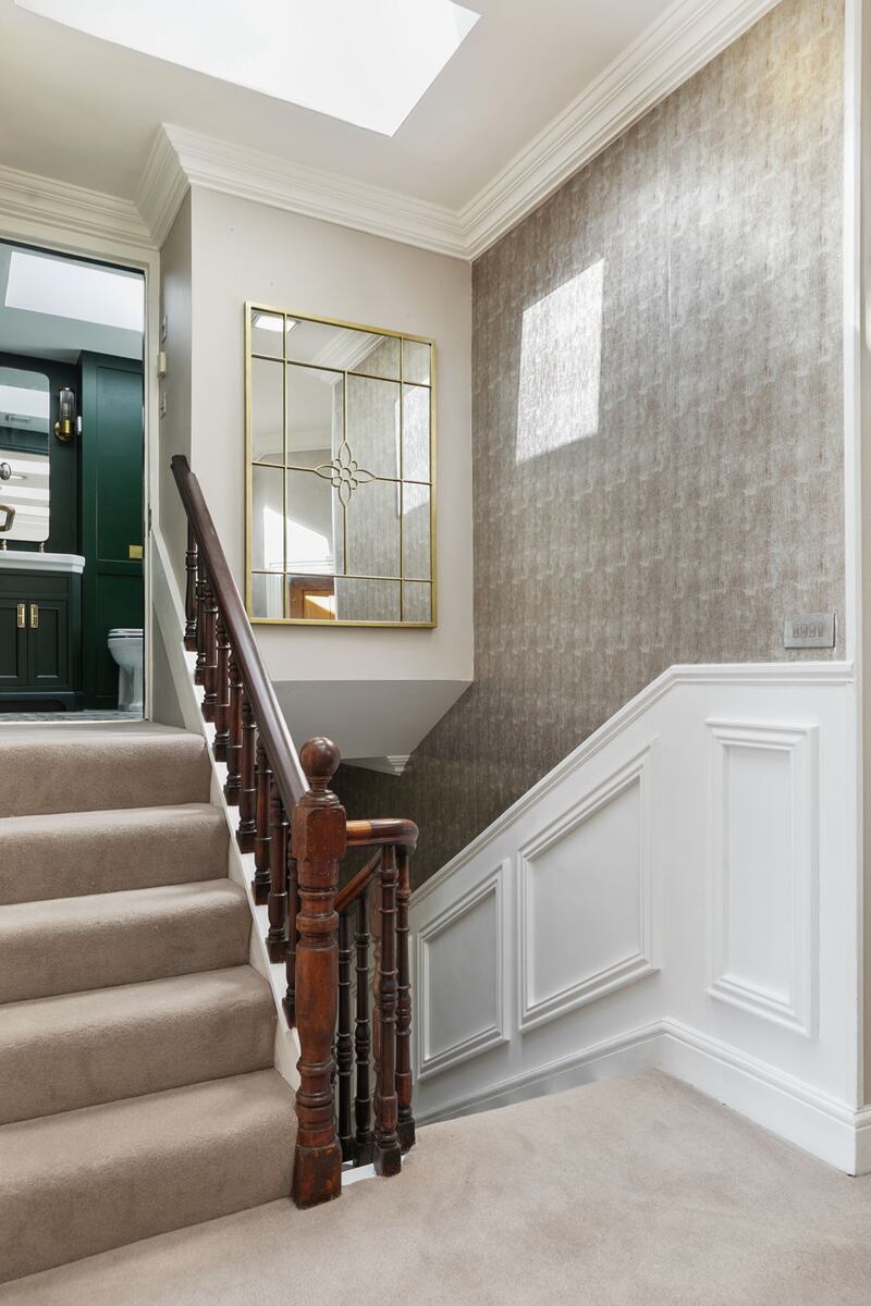 First floor with bathroom on return