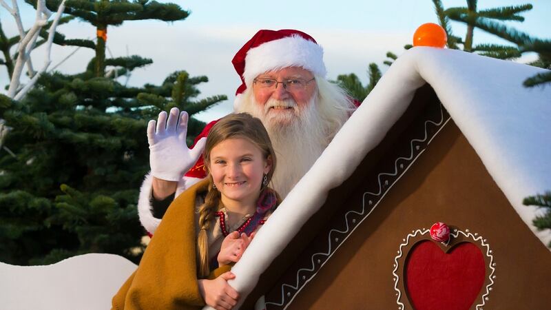 Santa and  Elf Aoibhin Cashman (10). Photograph: Patrick Browne