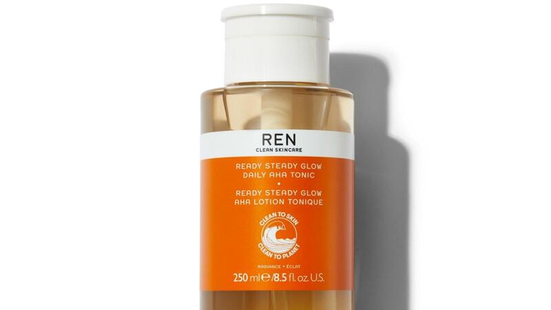 REN Ready Steady Glow AHA Lotion Tonique, €31