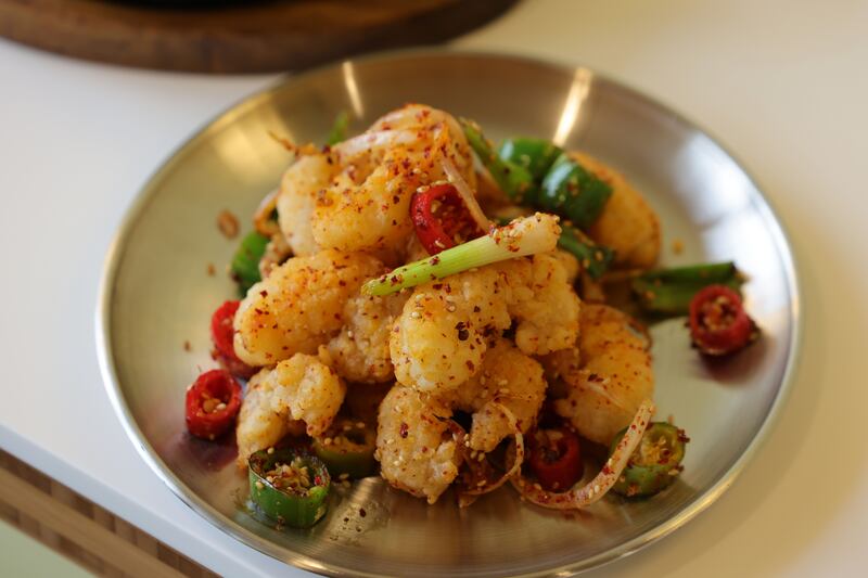 Hawker's salt and chilli prawns