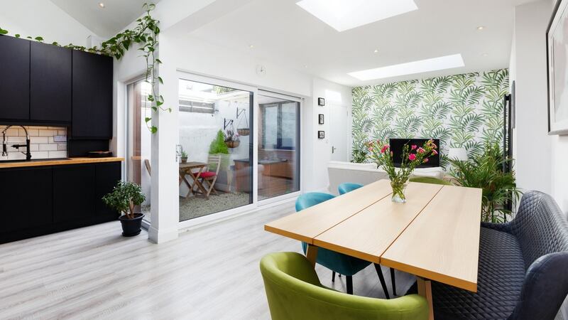 Kitchen, living/diningroom