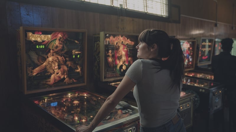 By the close of Endings, Beginnings, the sense of a young woman (Daphne) facing up to her own insecurities does emerge.