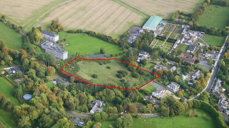 The Rathmichael site extends to 3.9 acres and is guiding €1.5m