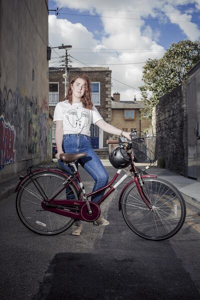 Maedhbh Ní Chumhaill.