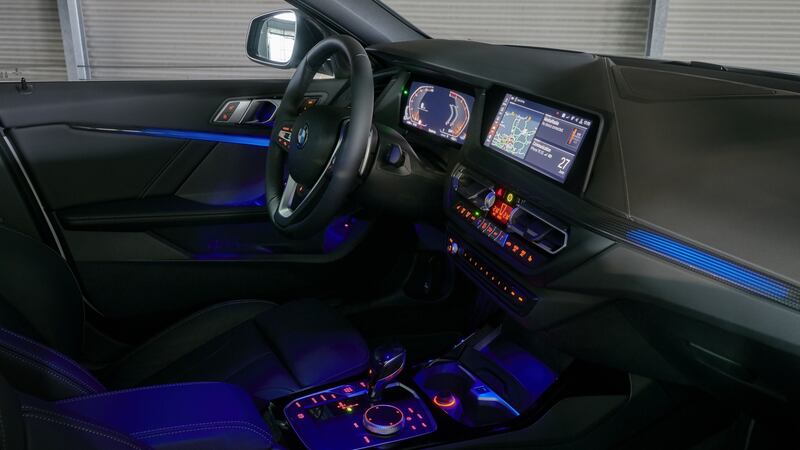 The cabin of the BMW 118d