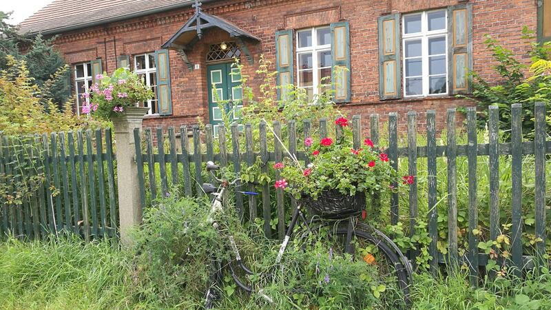 Freebird Club member Ilona Pflaumbaum stayed at this old rectory house in Buckau in Germany.