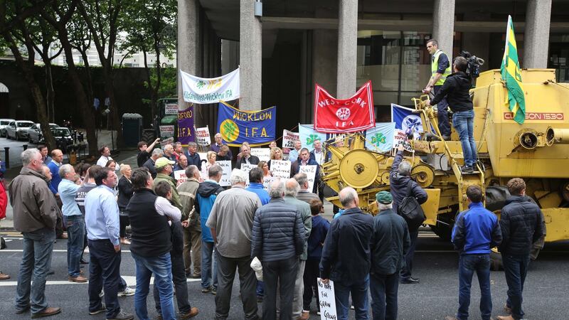Farmer protest outside the Department of Agriculture offices on Kildare St in Dublin.  Photograph: Finbarr O’Rourke