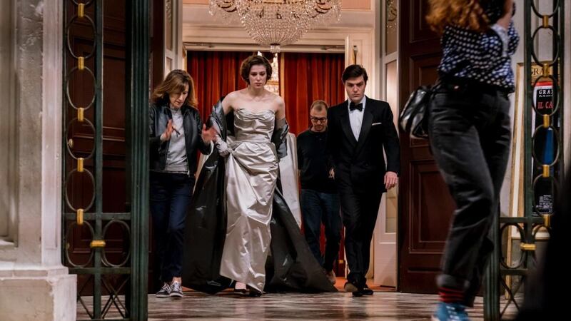 Joanna Hogg directs Honor Swinton Byrne and Tom Burke in a scene from The Souvenir