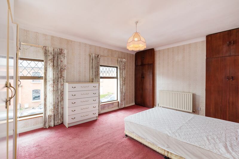 Existing main bedroom