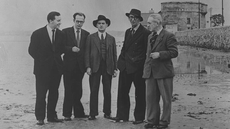 John Ryan, Anthony Cronin, Brian O’Nolan, Patrick Kavanagh and Tom Joyce on Sandymount Strand, Bloomsday 1954