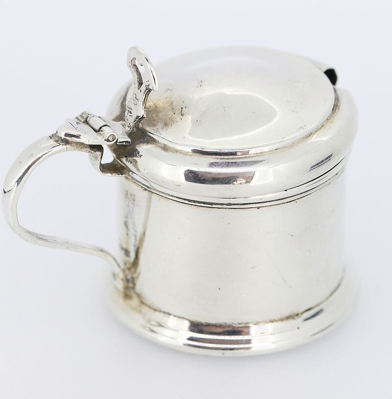 Silver mustard pot with a blue glass lining (€30-€50), at Matthews live online auction, September 23rd