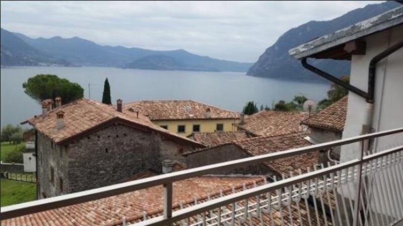 Three-bed house in Riva di Solto, Bergamo, Lombardy, Italy