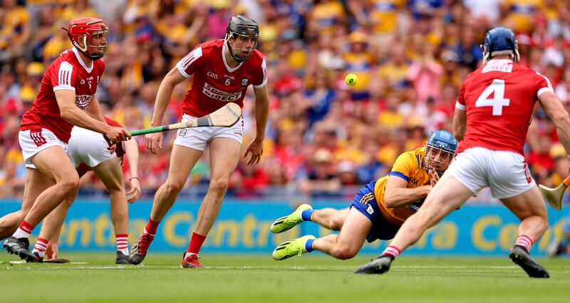 GAA Senior All-Ireland Hurling Championship Final, Croke Park, Dublin 21/7/2024
Cork vs Clare 
Clare’s Shane O'Donnell gets a pass away
Mandatory Credit ©INPHO/James Crombie