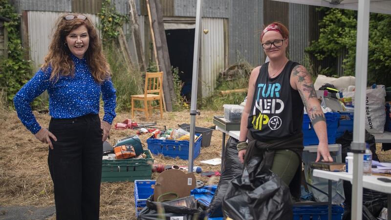 Roisin Murphy with homeowner Celine Garvey on Home Rescue – The Big Fix