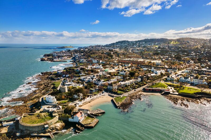 The house overlooks Scotman's Bay and Sandycove Beach