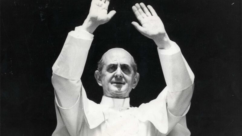 Pope Paul VI blesses thousands of Pilgrims gathered in St Peter’s Square beneath the window of the Papal Apartments, September 10th. Photograph: United Press International