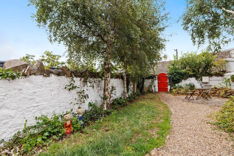 Rear garden extends to 19m