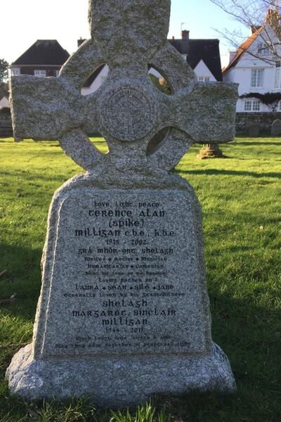 Spike Milligan: “Dúirt mé leat go raibh mé breoite” (I told you I was ill)