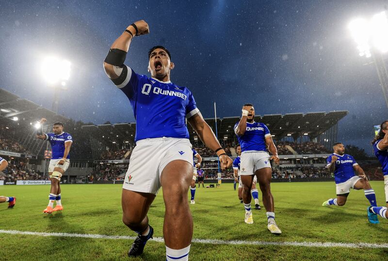 Samoa’s Michael Ala’alatoa performs the Manu Siva Tau before the match. Photograph: Dan Sheridan/Inpho
