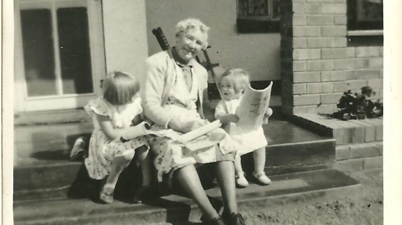 Betty Sorrell and her sister and grandmother