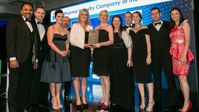 Pamela Quinn, MD, Kuehne + Nagel Ireland presents the Pharma Industry Company of the Year award to the Sanofi Waterford team