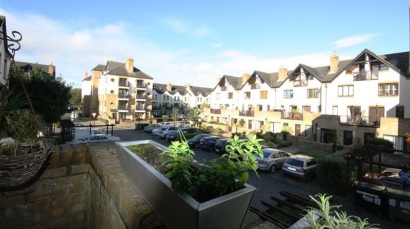 44 Marina Village, Malahide, Co Dublin