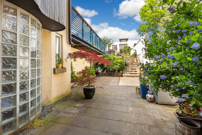 Paved garden at garden level