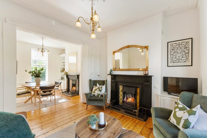 Drawingroom and diningroom