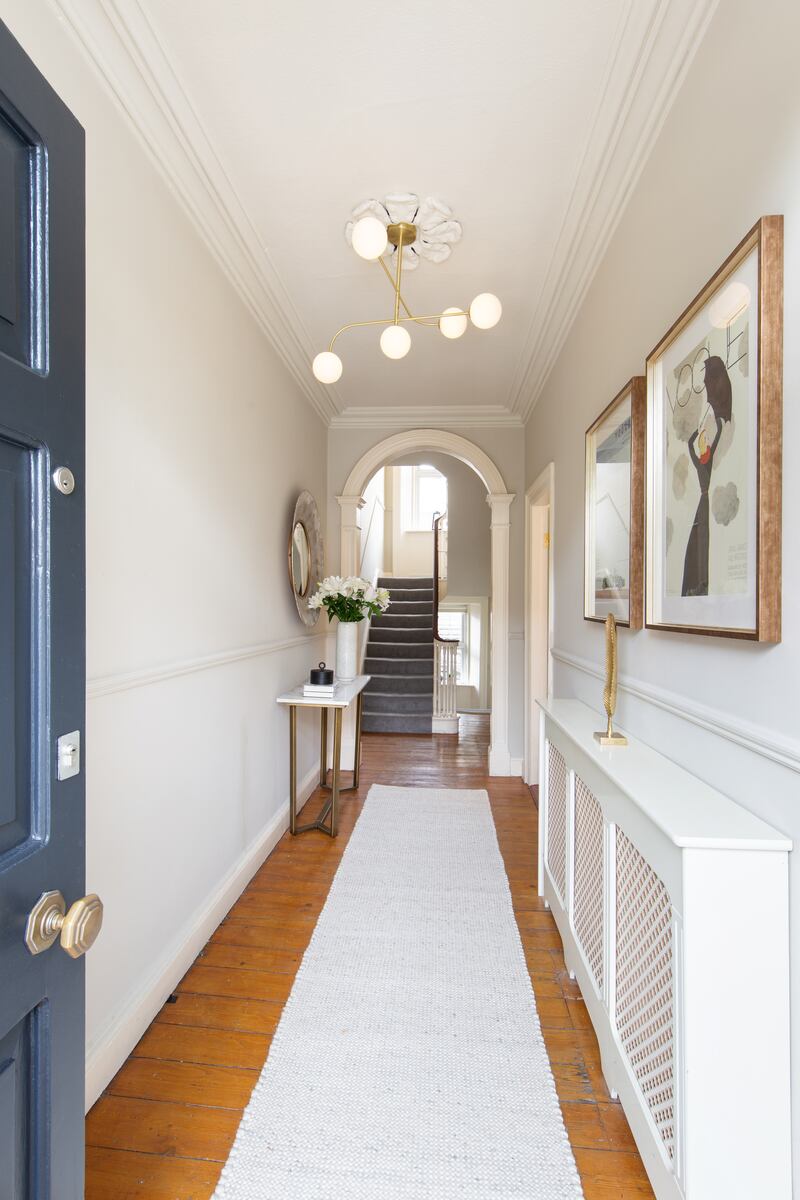 19 Pearse Square, Dublin 2:  the Hallway