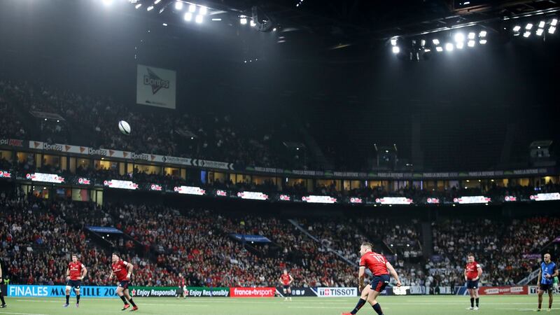 JJ Hanrahan scored 17 points during Munster’s defeat in Paris. Photograph: Dan Sheridan/Inpho
