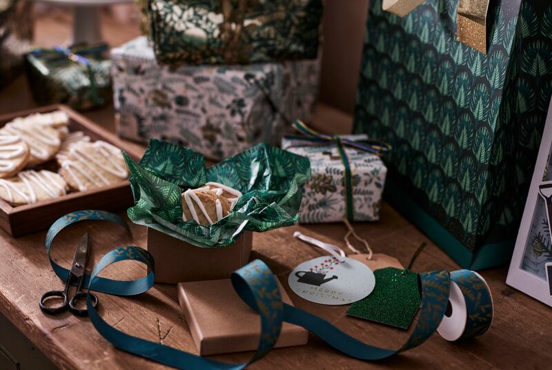 HD BIC giftwrapping John Lewis