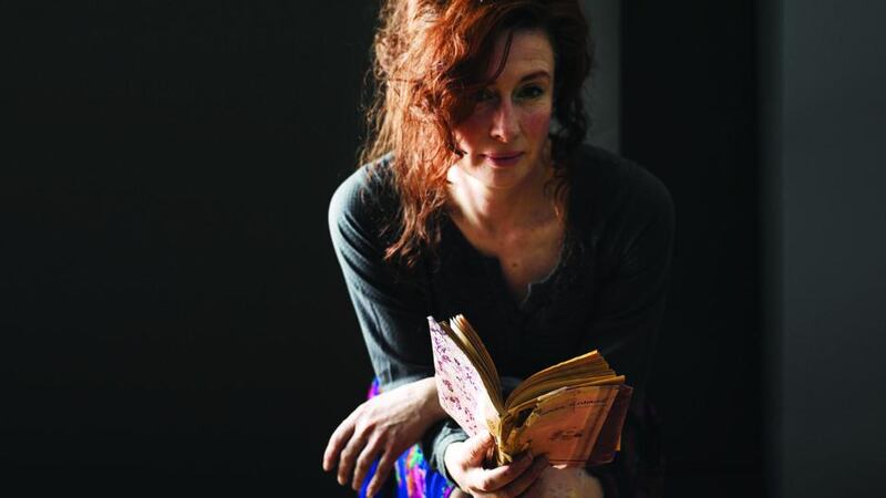 Exposed: Caitríona Ní Mhurchú sa dráma ‘Eating Seals and Seagulls’ Eggs’