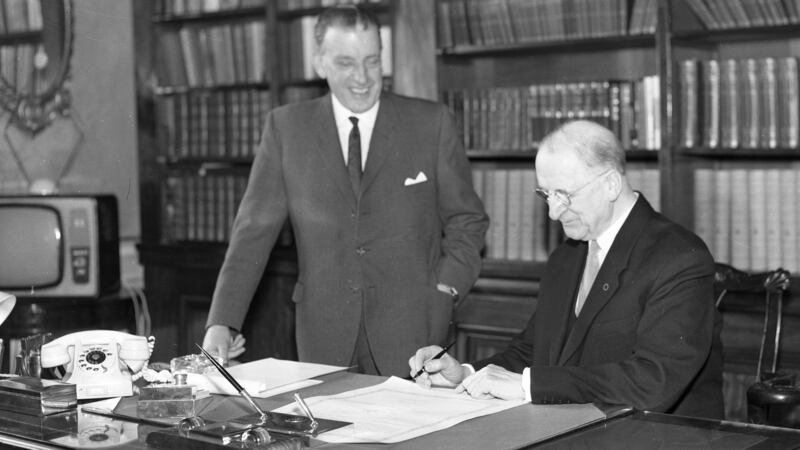Taoiseach  Seán Lemass and Éamon de Valera signing the proclamation to dissolve Dáil Éireann in 1965. Photograph: Independent News And Media/Getty