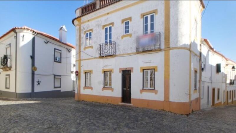 Alto Alentejo: east of Lisbon, this house is in the historic, cobbled-street centre of Évora