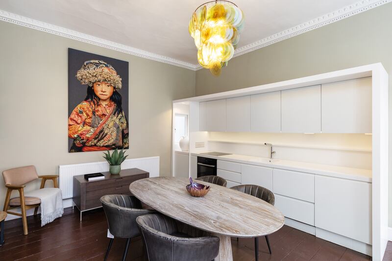 A kitchen/diningroom on the ground floor