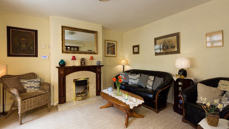 52 Clarence Mangan Road