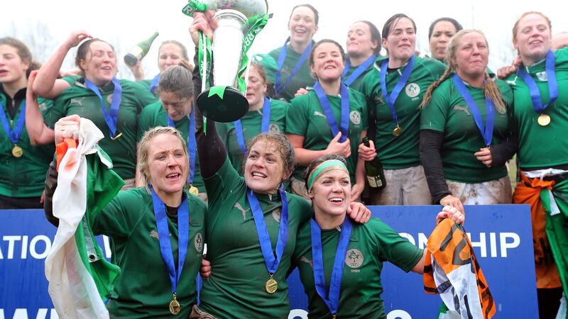 Lynne Cantwell celebrates Ireland’s Six Nations title win in 2013. Photograph: Dan Sheridan/Inpho