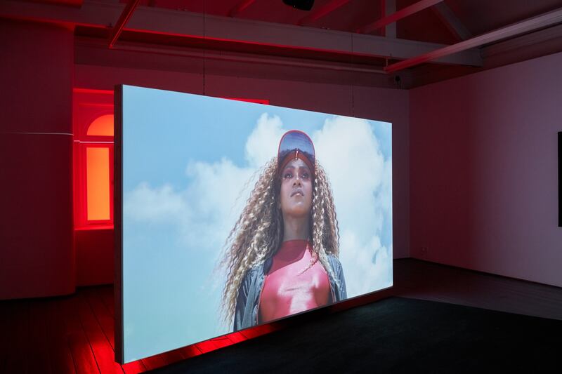 Screendance in the Gallery features a series of installations by notable artists working in the areas of visual art, dance and film