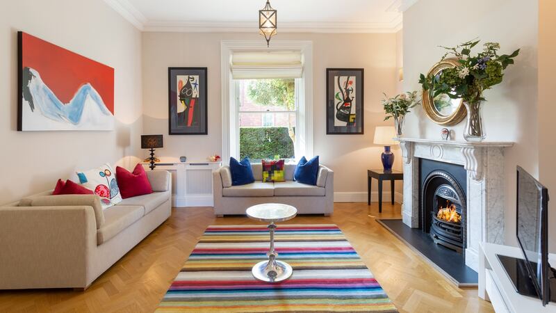 Drawingroom at the front